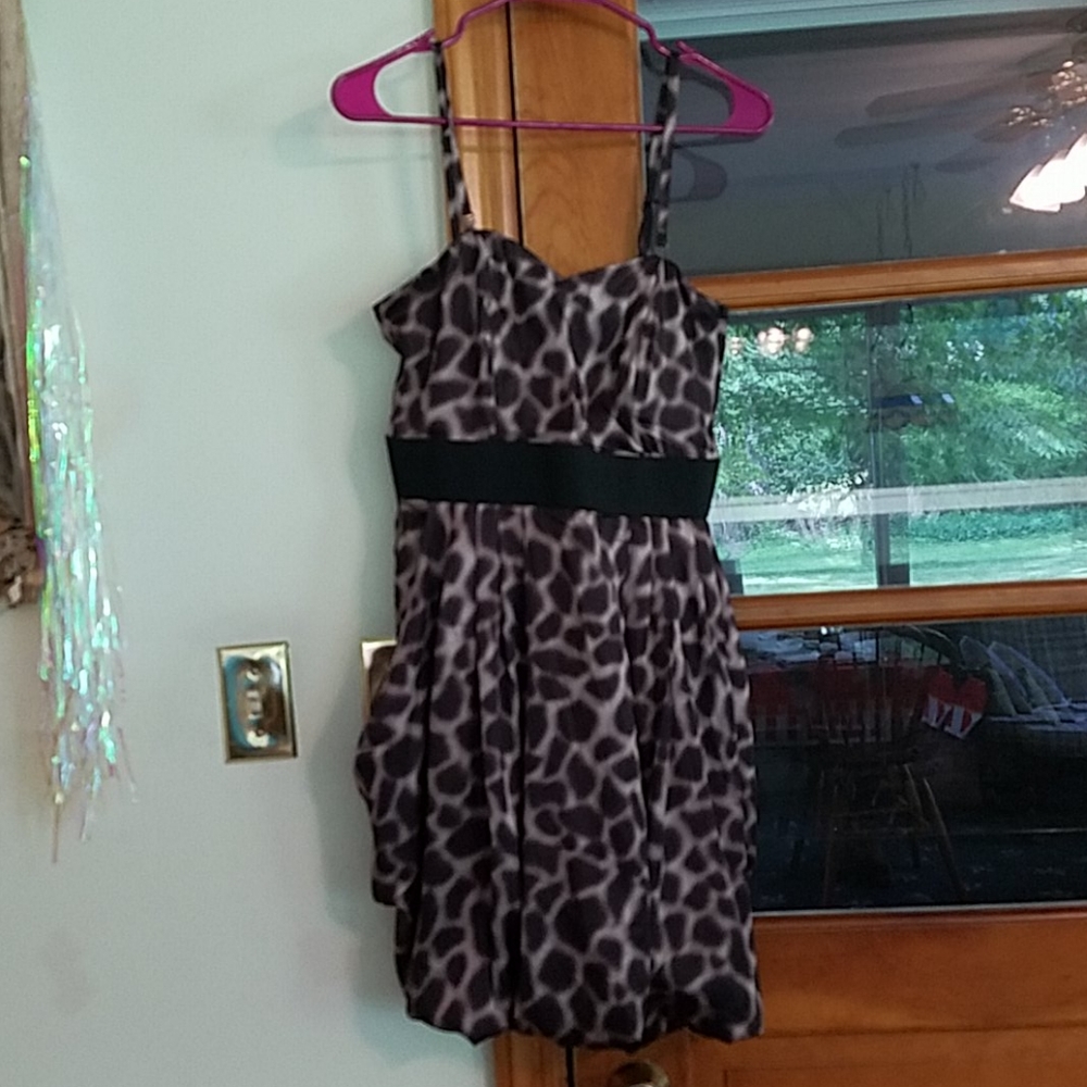 Giraffe Print Bubble Skirt Dress- Size 8